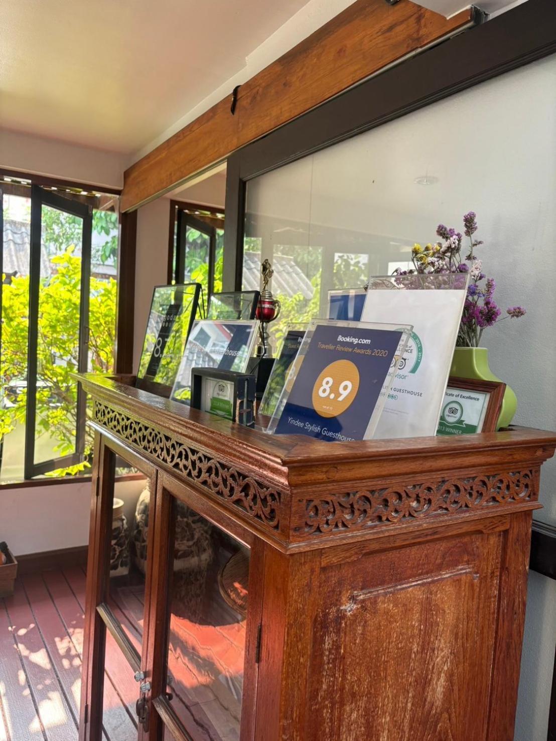 Yindee Stylish Guesthouse Chiang Mai Exterior photo